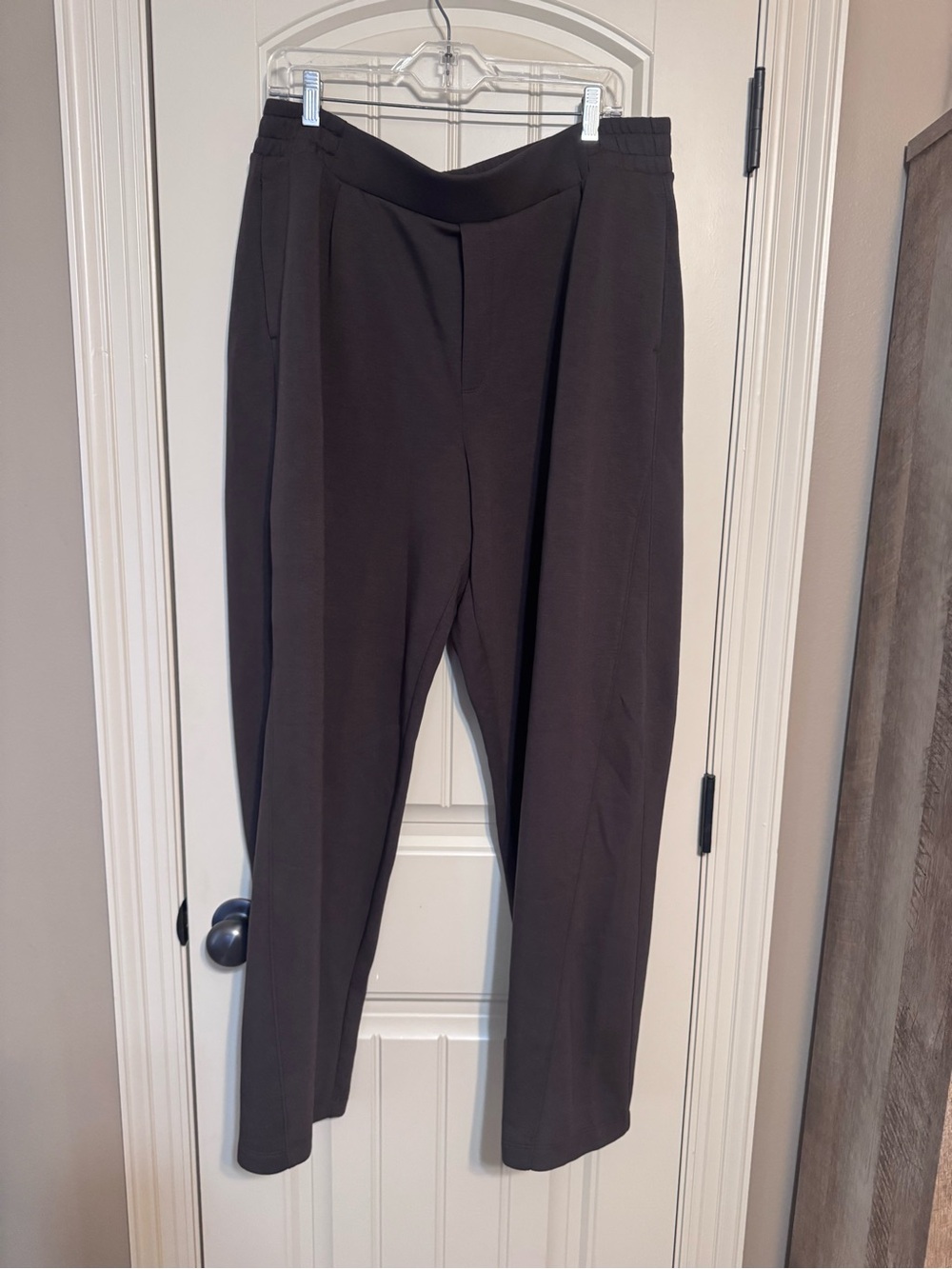 Old Navy Bounce Fleece Barrel pant - XL Tall Brown
